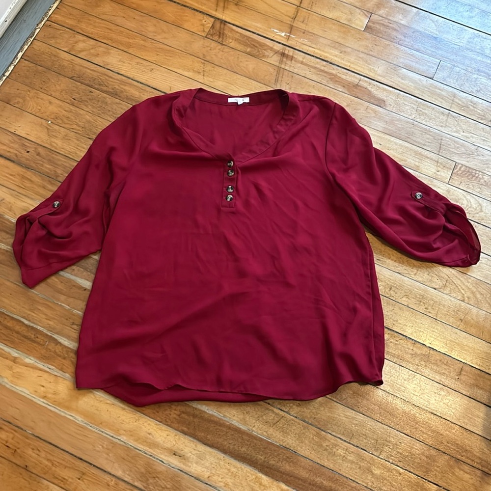 Maurice’s Women’s Dark Red Lightweight blouse size XL